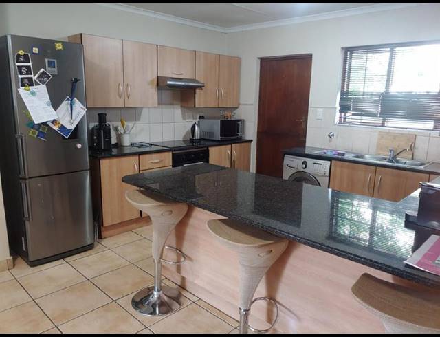 3 BEDROOM PROPERTY TO RENT IN BLOUBOSRAND